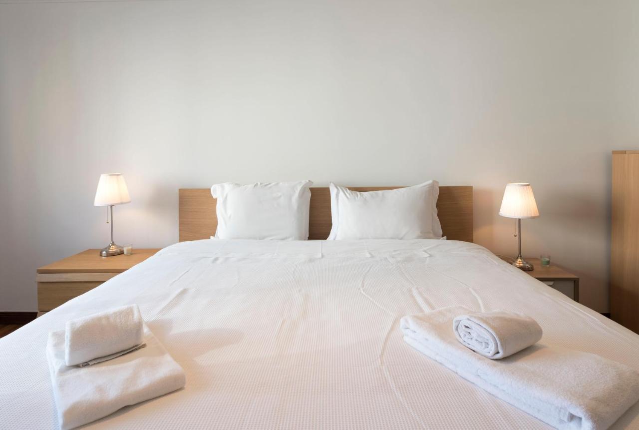 Lovelystay - Charming 3Br Flat W/ Free Parking In Devesas Vila Nova de Gaia Dış mekan fotoğraf